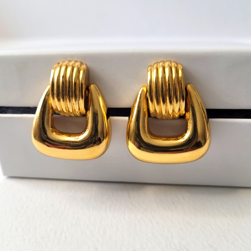 Christian Dior Vintage Gold Plated Door Knocker Clip Earrings